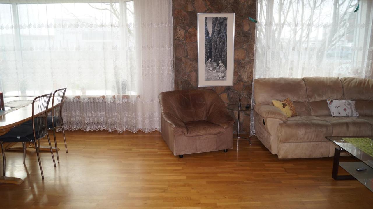 Twin Room With Shared Bathroom Njarthvik Bagian luar foto